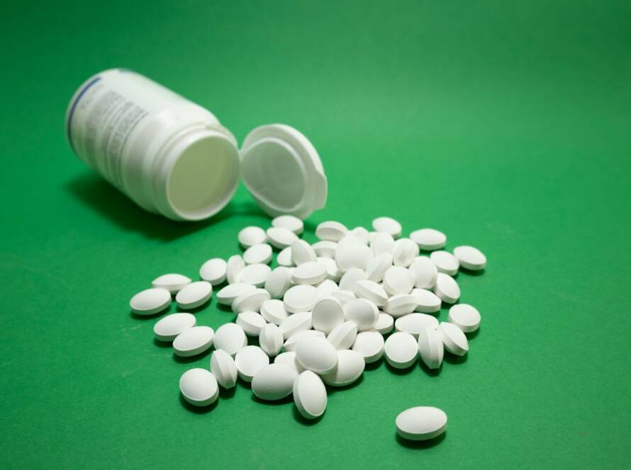 NAC and glutathione capsules